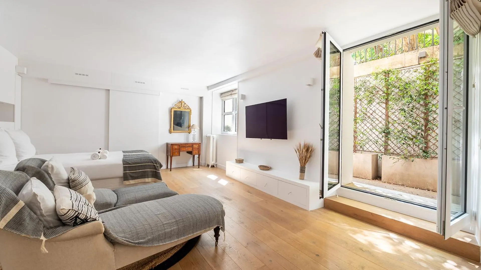 Louvre L Souplex A 15Min Du Jardin Du Luxembourg Apartment Paris France